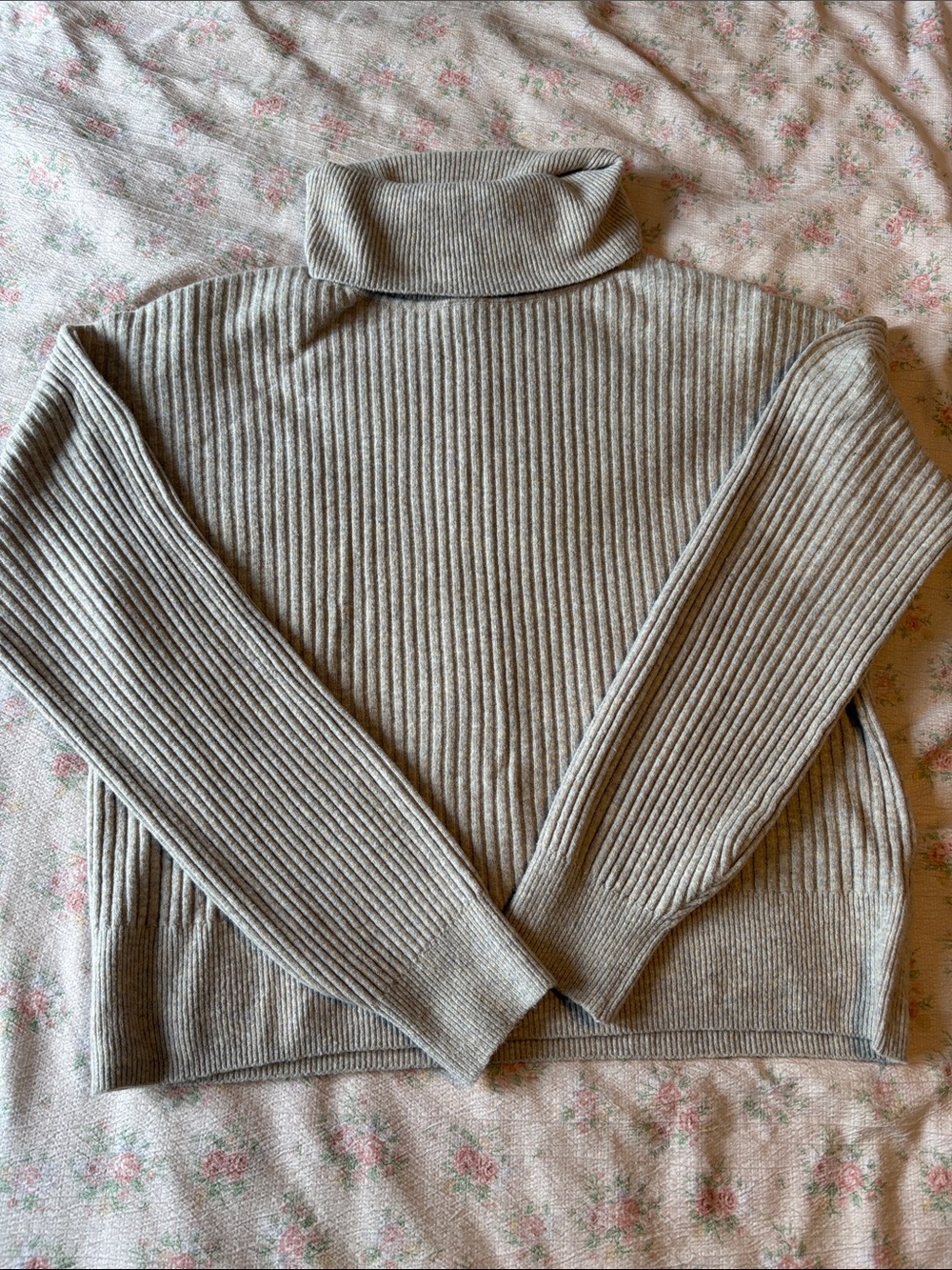GAP Classic Taupe Ribbed Turtleneck Sweater